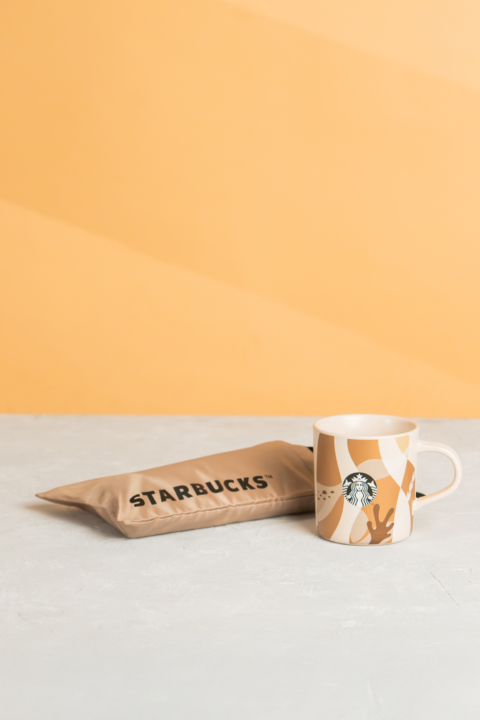 Sandstone Mug with Pouch Image 2